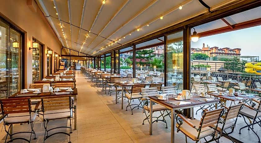 Villa Side Residence