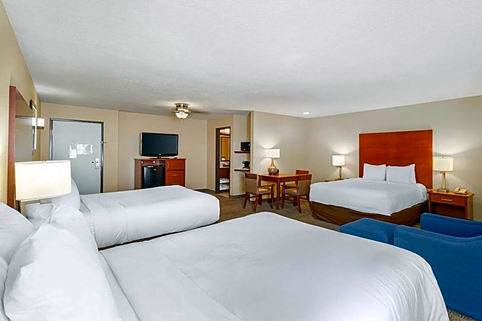 Comfort Inn & Suites Near Fallon Naval Air Station