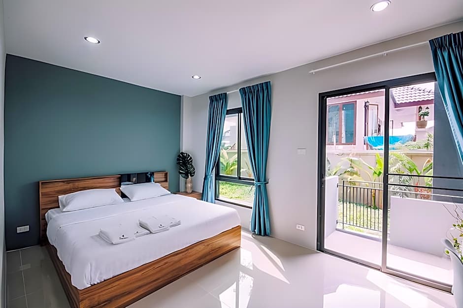 The living Hotel Samutprakan