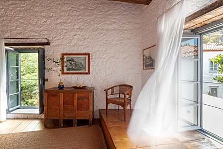 Lafina Grand Suite with Garden View