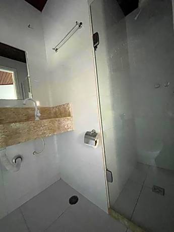 Quadruple Suite