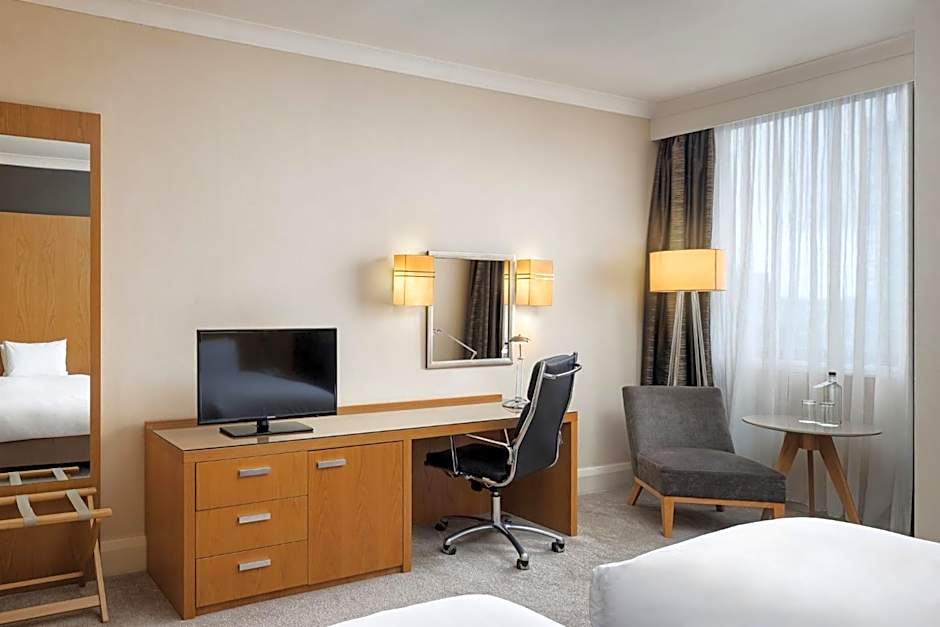 Crowne Plaza London Ealing By IHG