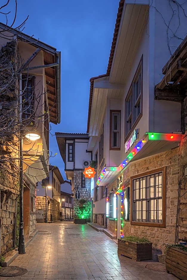 Delight Deluxe Aparts