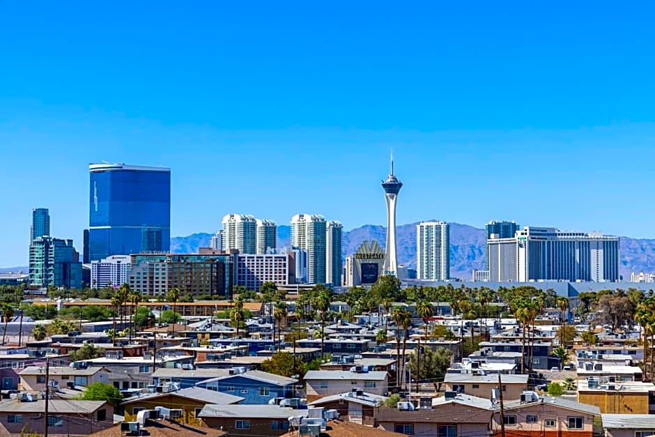 DoubleTree by Hilton Las Vegas East Flamingo