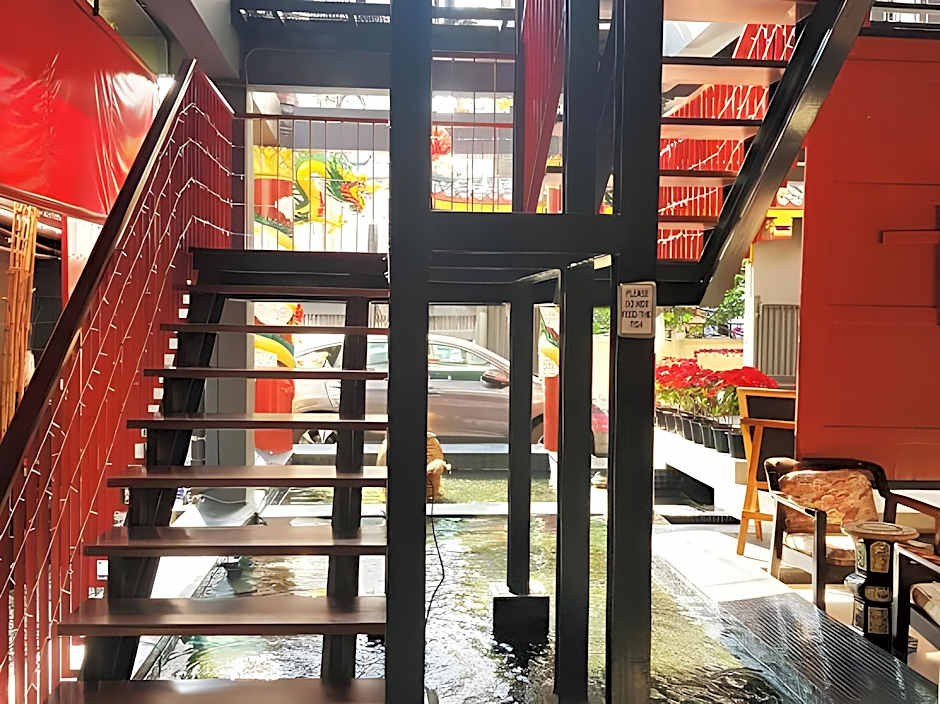 CLOUD on Saladaeng Silom Hostel Bangkok