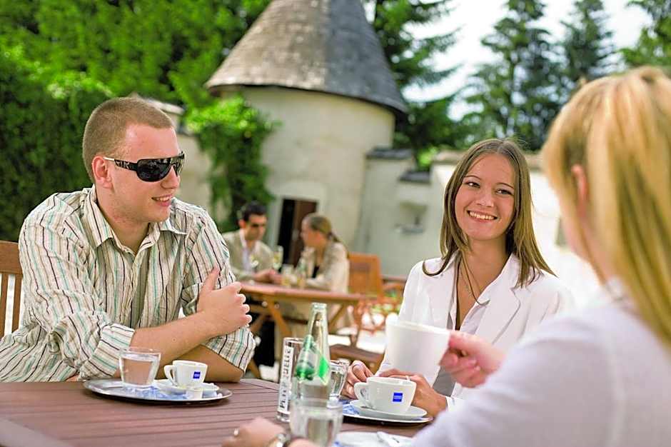 JUFA Hotel Schloss Röthelstein
