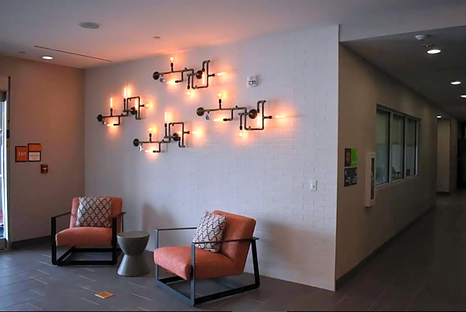 La Quinta Inn & Suites by Wyndham San Bernardino