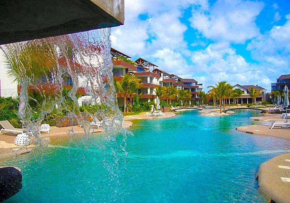 Choisy Les Bains Apartments with Lagoon Pool by LOV Mauritius