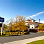 Travelodge by Wyndham Oshawa Whitby