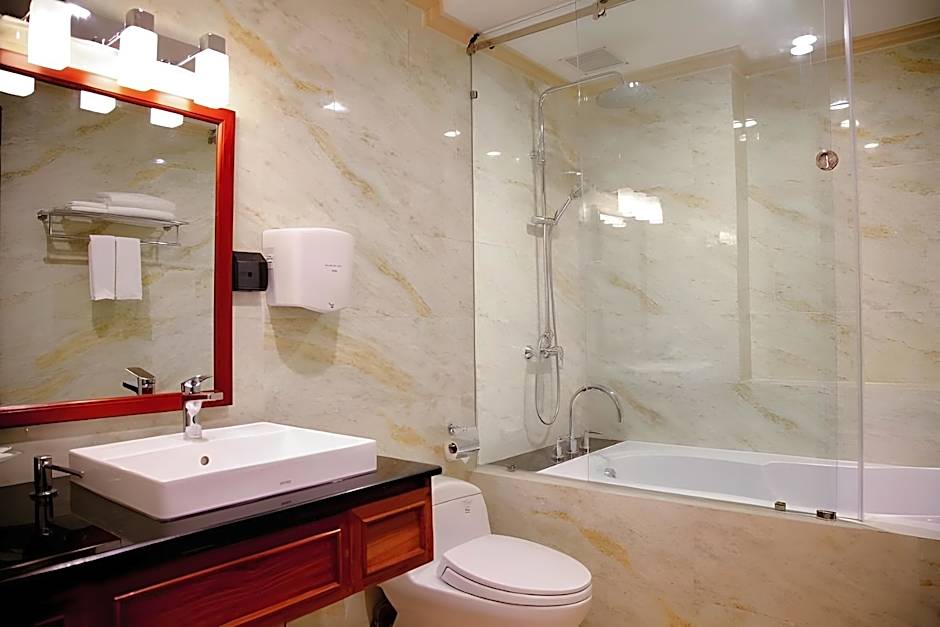 MINH TAM PHU NHUAN HOTEL & SPA