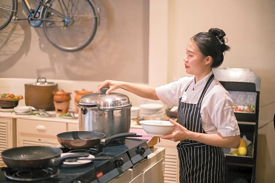 Pakse Hotel & Restaurant