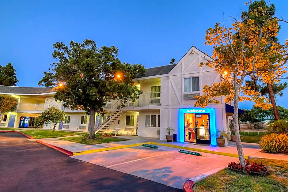 Motel 6-San Diego, CA - North