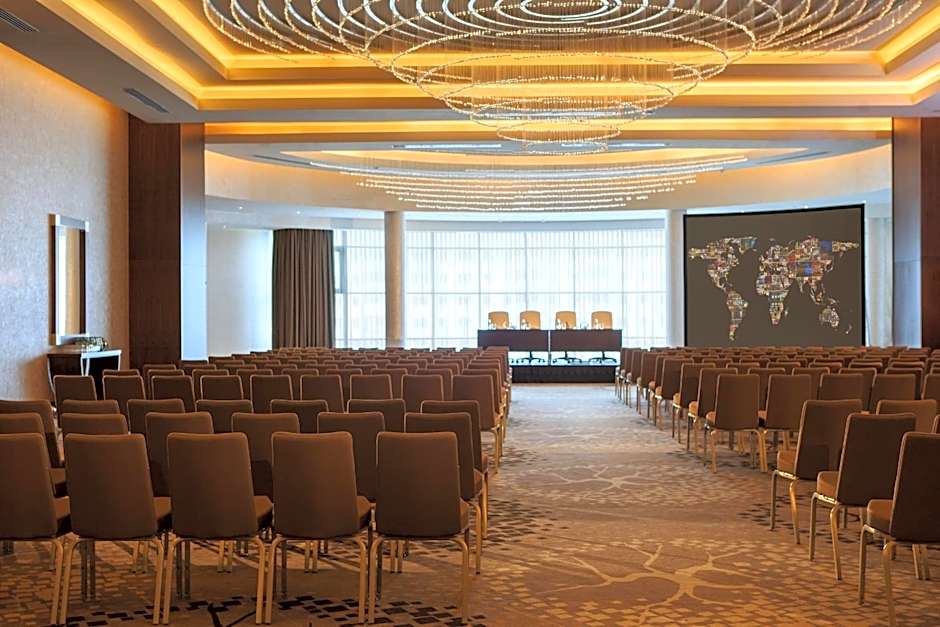 Renaissance Minsk Hotel