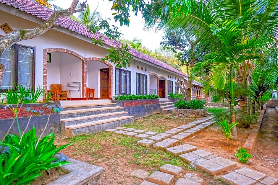 1793 Kuta Circle Homestay