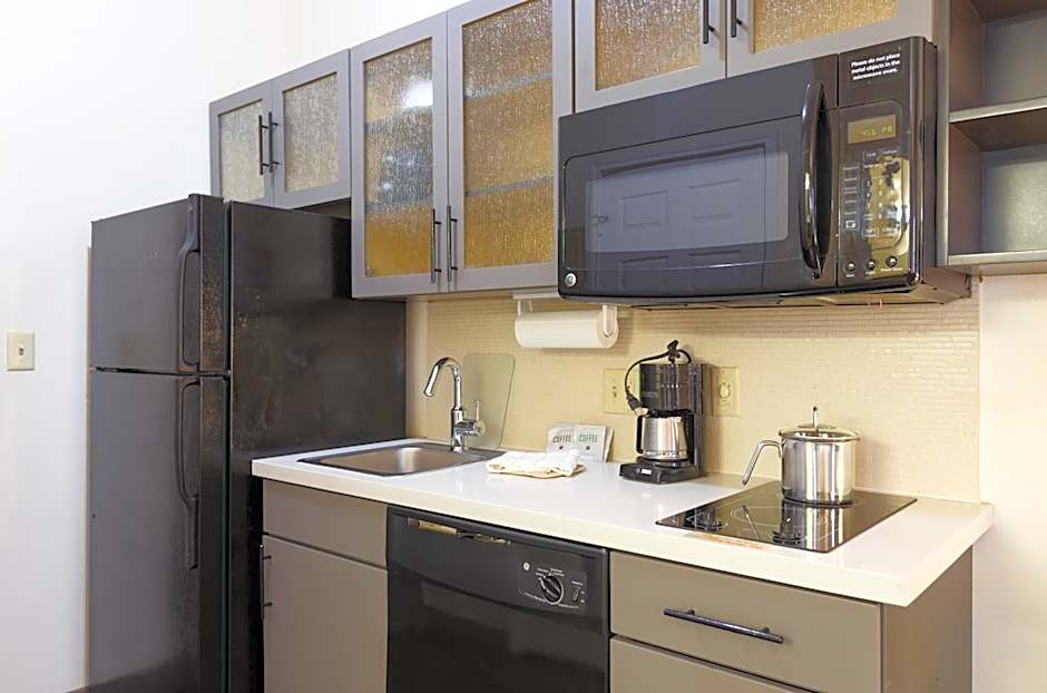 Candlewood Suites San Marcos By IHG