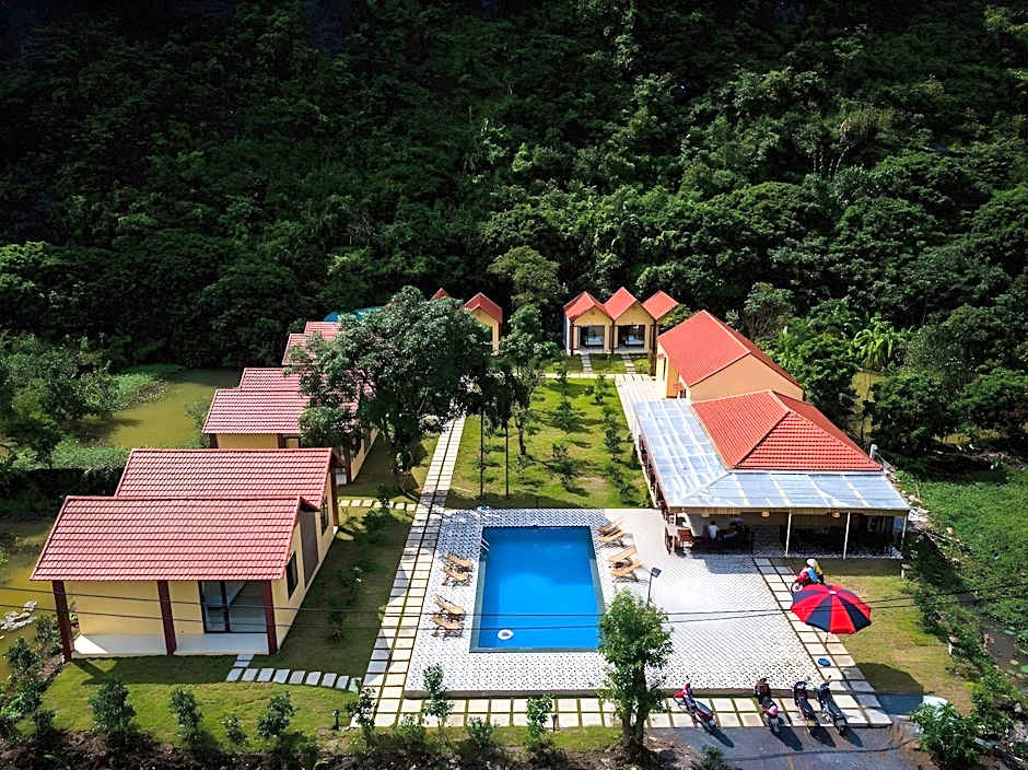 Trang An Retreat