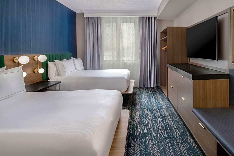 DoubleTree Suites By Hilton Hotel Mt. Laurel
