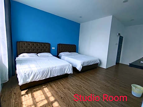 Deluxe Double Studio