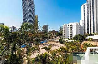 Santa Anne By The Sea