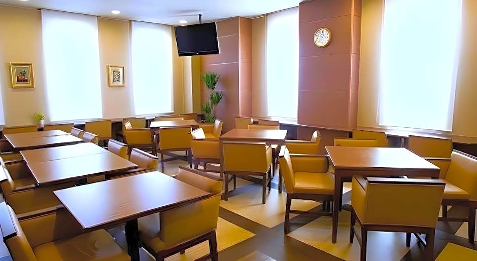 Hotel Route Inn Nanao Ekihigashi
