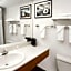 Super 8 by Wyndham Stevensville/St. Joseph