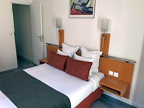 Small Double Room with Private Bathroom