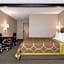 Super 8 by Wyndham Gallup