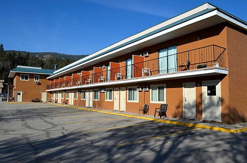 Canadas Best Value Inn And Suites Castlegar