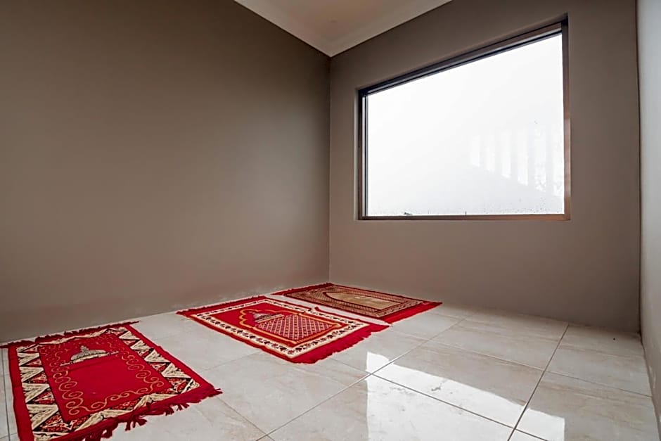 RedDoorz Syariah @ Boemi Guesthouse Tasikmalaya