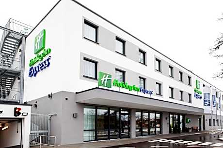Holiday Inn Express Munich - Olympiapark By IHG