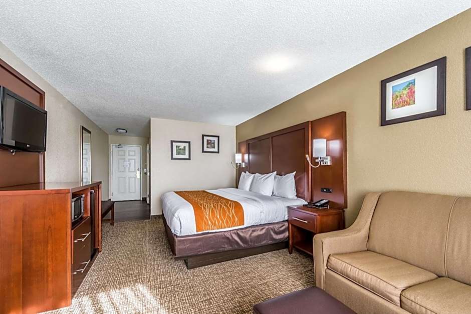 Comfort Inn & Suites Dayton North