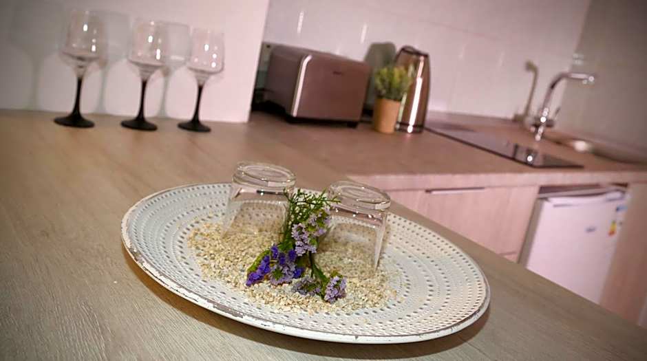 Pier Beach Hotel Apartments