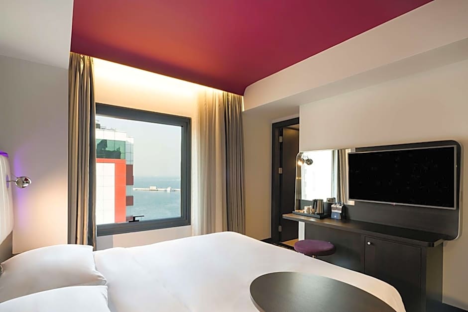 Photo 1 of 5 of Suite, Sea View
