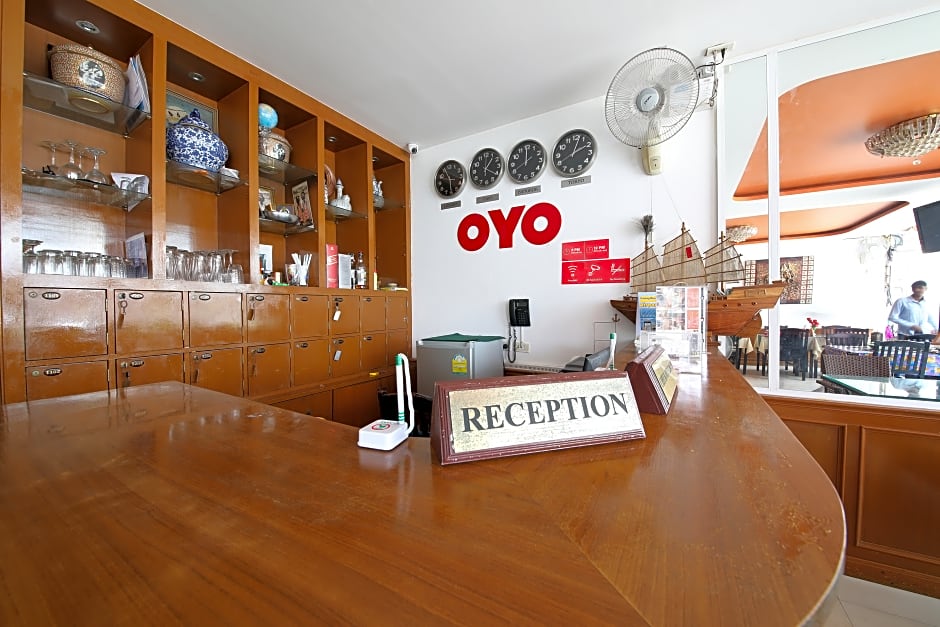 OYO 126 Patong Station House