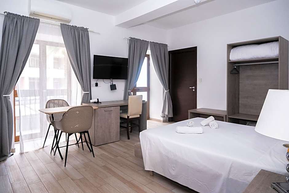 Napoli Suites Studios Aparthotel