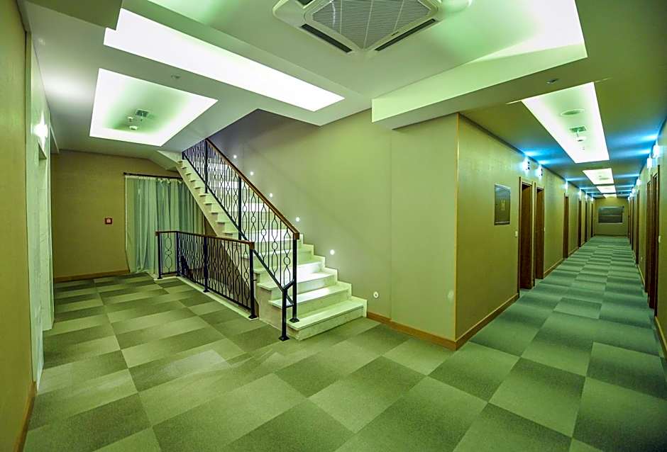 Hotel Lazaro