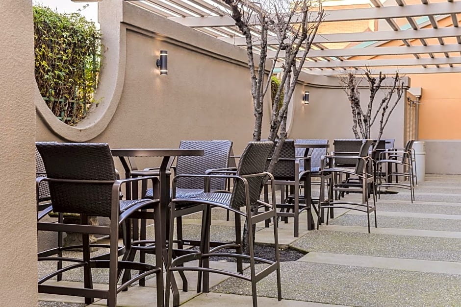 Holiday Inn Express Hotel & Suites Elk Grove Ctrl - Sacramento S By IHG
