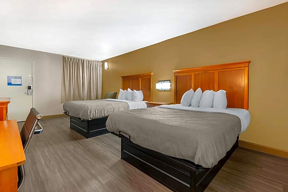 Quality Inn Lumberton North