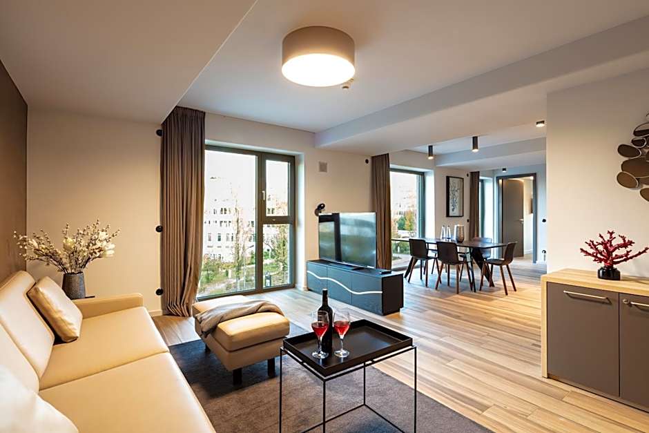 Golden Ball, Exclusive Serviced Apartments Munich