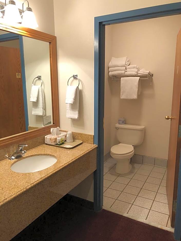 Bumbleberry Inn