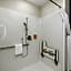 Holiday Inn Express Kansas City North Parkville By IHG