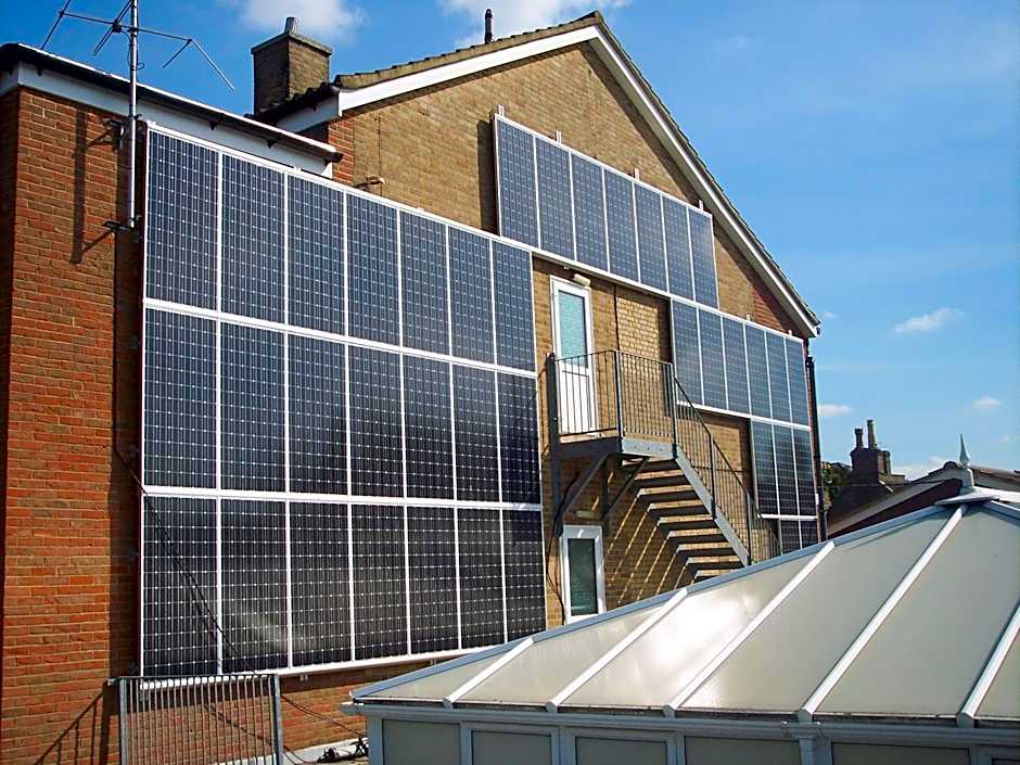 Oliver Cromwell Hotel