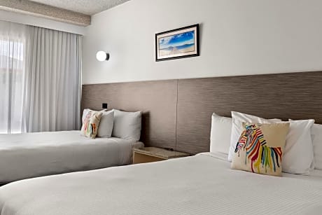 Deluxe Twin with 2 Queen Beds - Not Pet Friendly