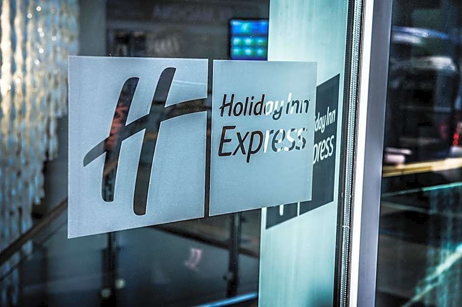 Holiday Inn Express Manchester City Centre By IHG