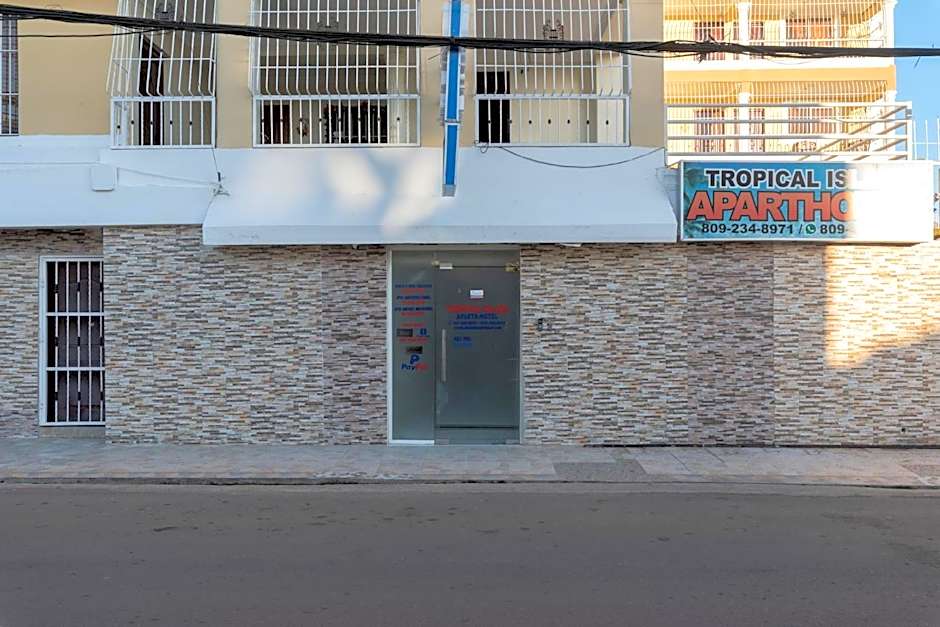 Tropical Island Apartahotel