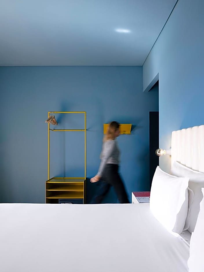 Esqina Cosmopolitan Lodge