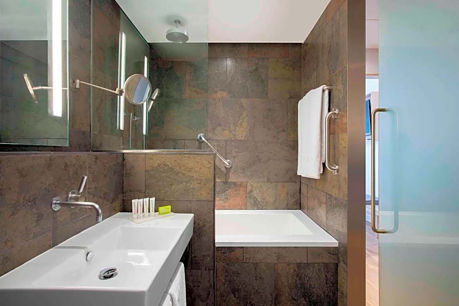 Le Meridien Barcelona