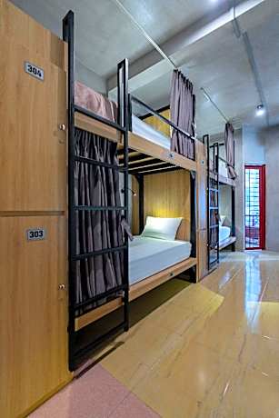 1 Person in 8-Bed Dormitory - Female Only