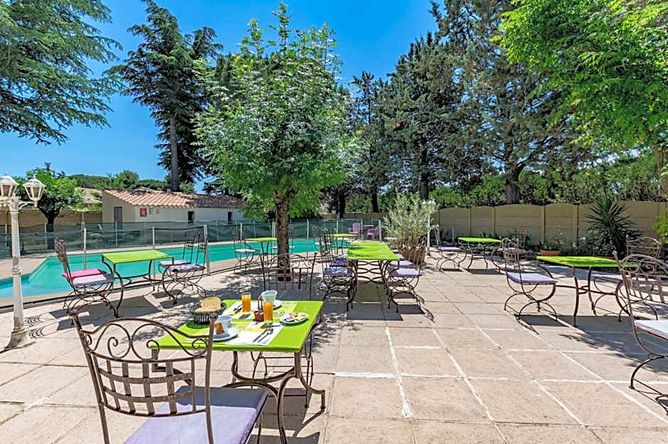 Logis Hotel Le Vieux Moulin