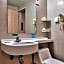 Jinjiang Inn Ningbo Airport Outlets Plaza